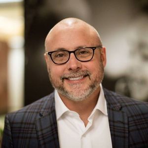 Meet your Posher, Christopher